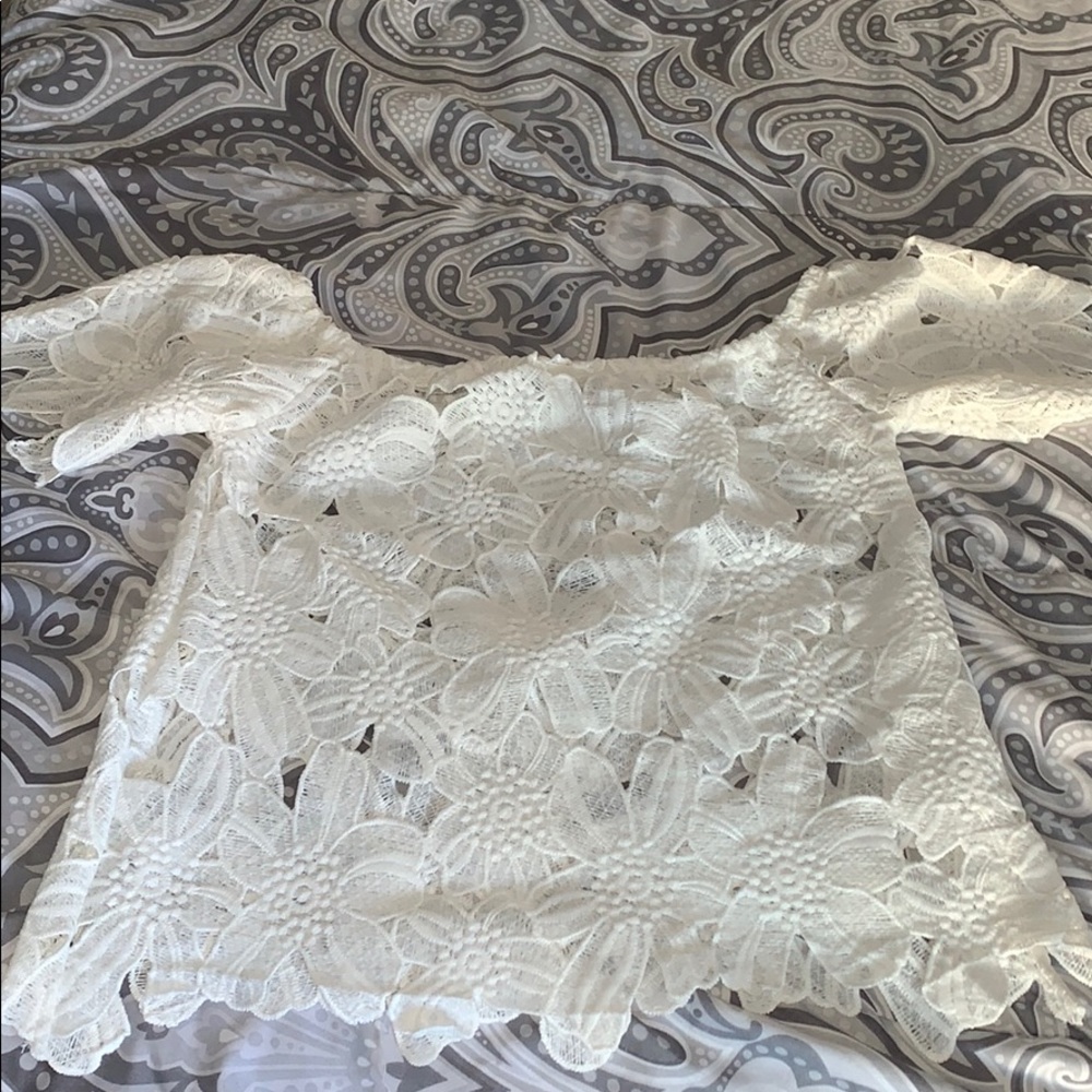 Lace/floral off the shoulder shirt